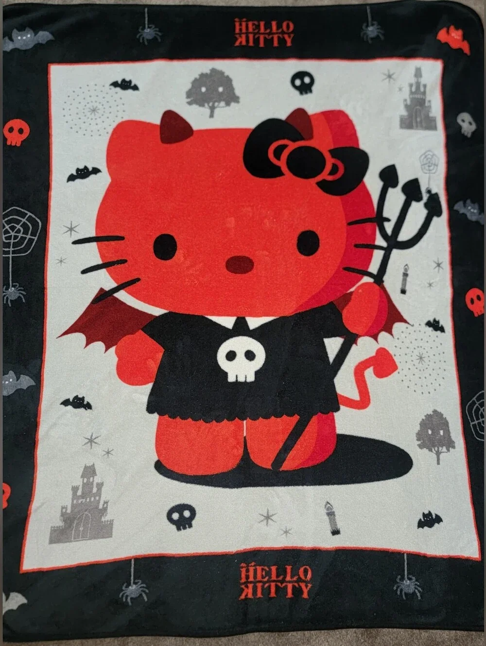 SUPER RARE Hello Kitty Halloween Devil fleece Blanket Throw Sanrio 2008